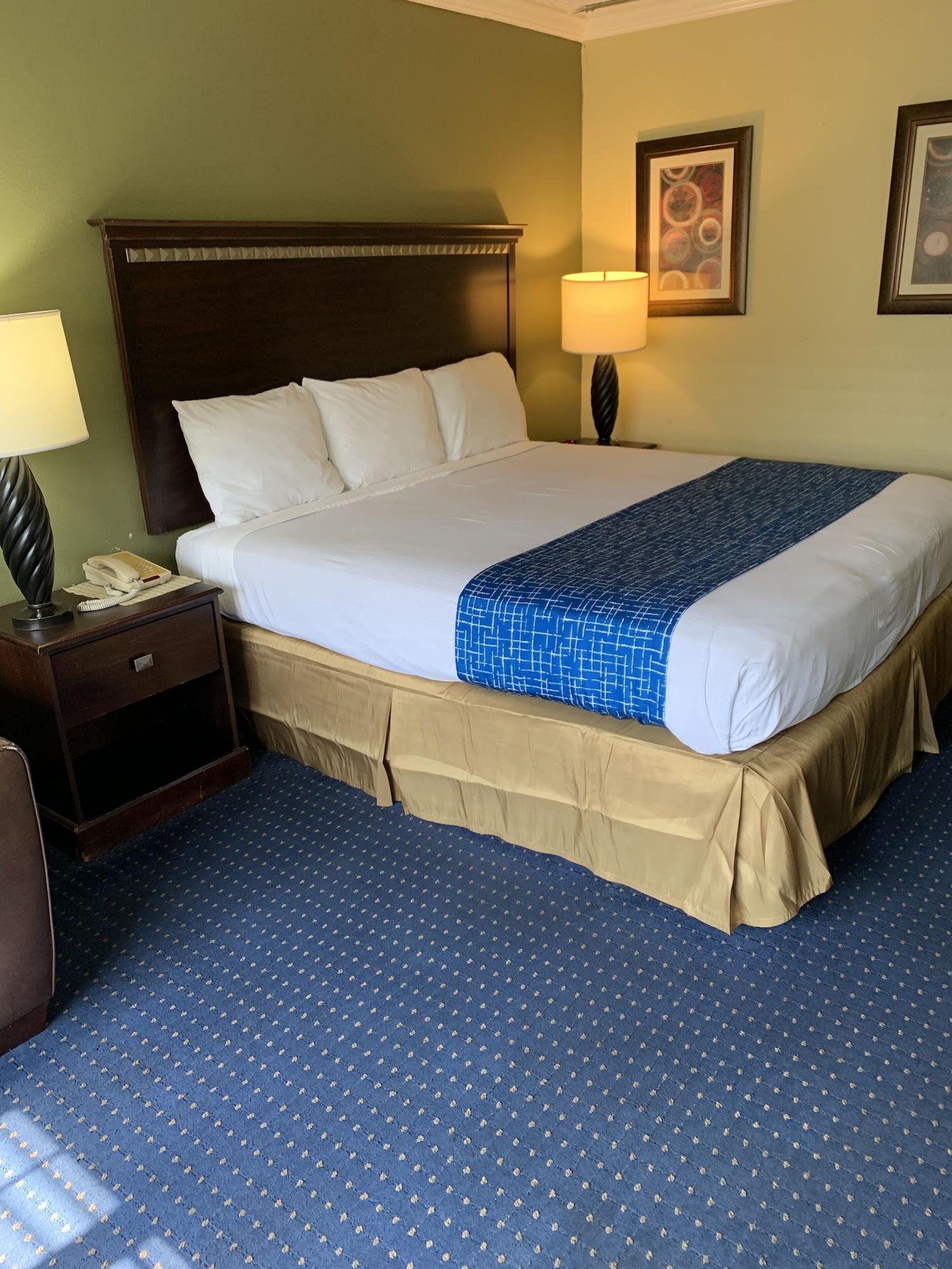 Travelodge By Wyndham Odessa Esterno foto