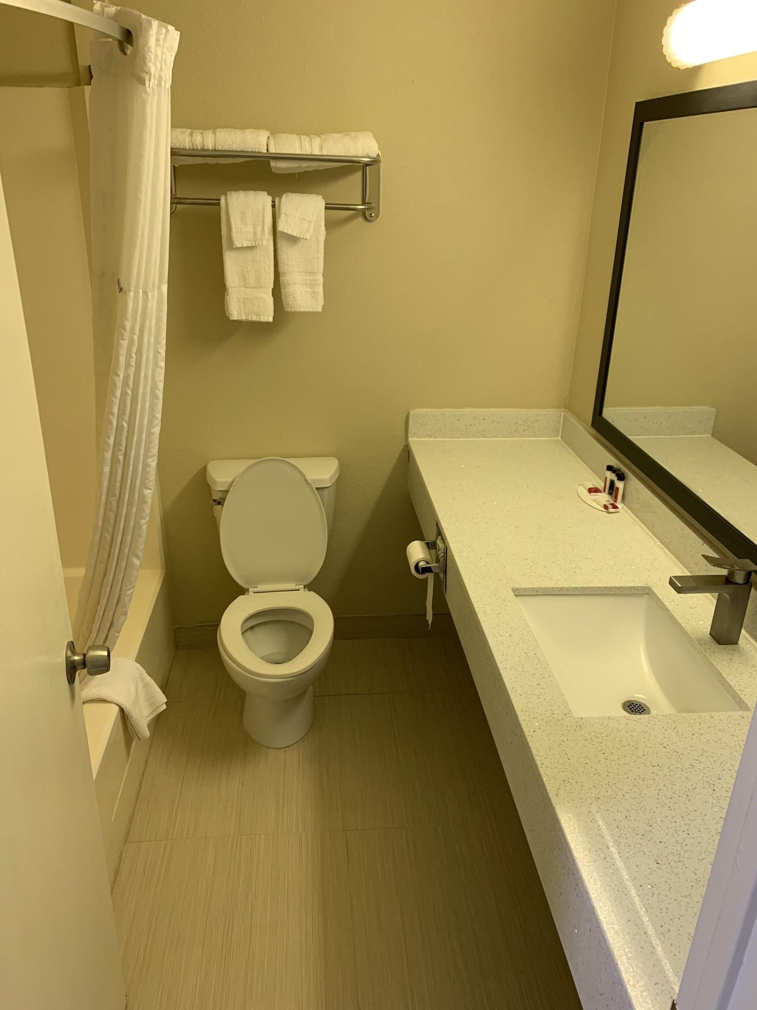 Travelodge By Wyndham Odessa Esterno foto