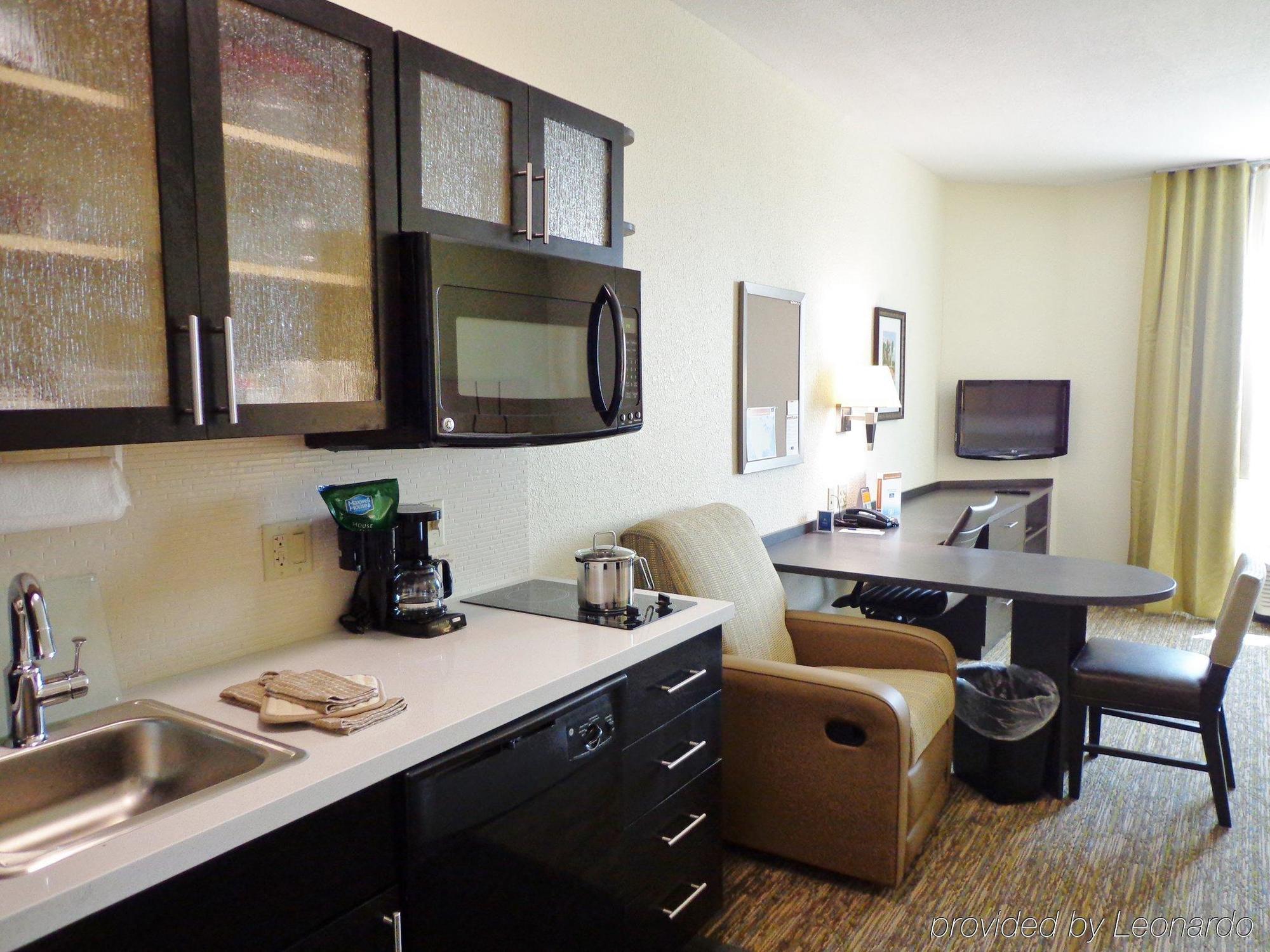 Travelodge By Wyndham Odessa Esterno foto