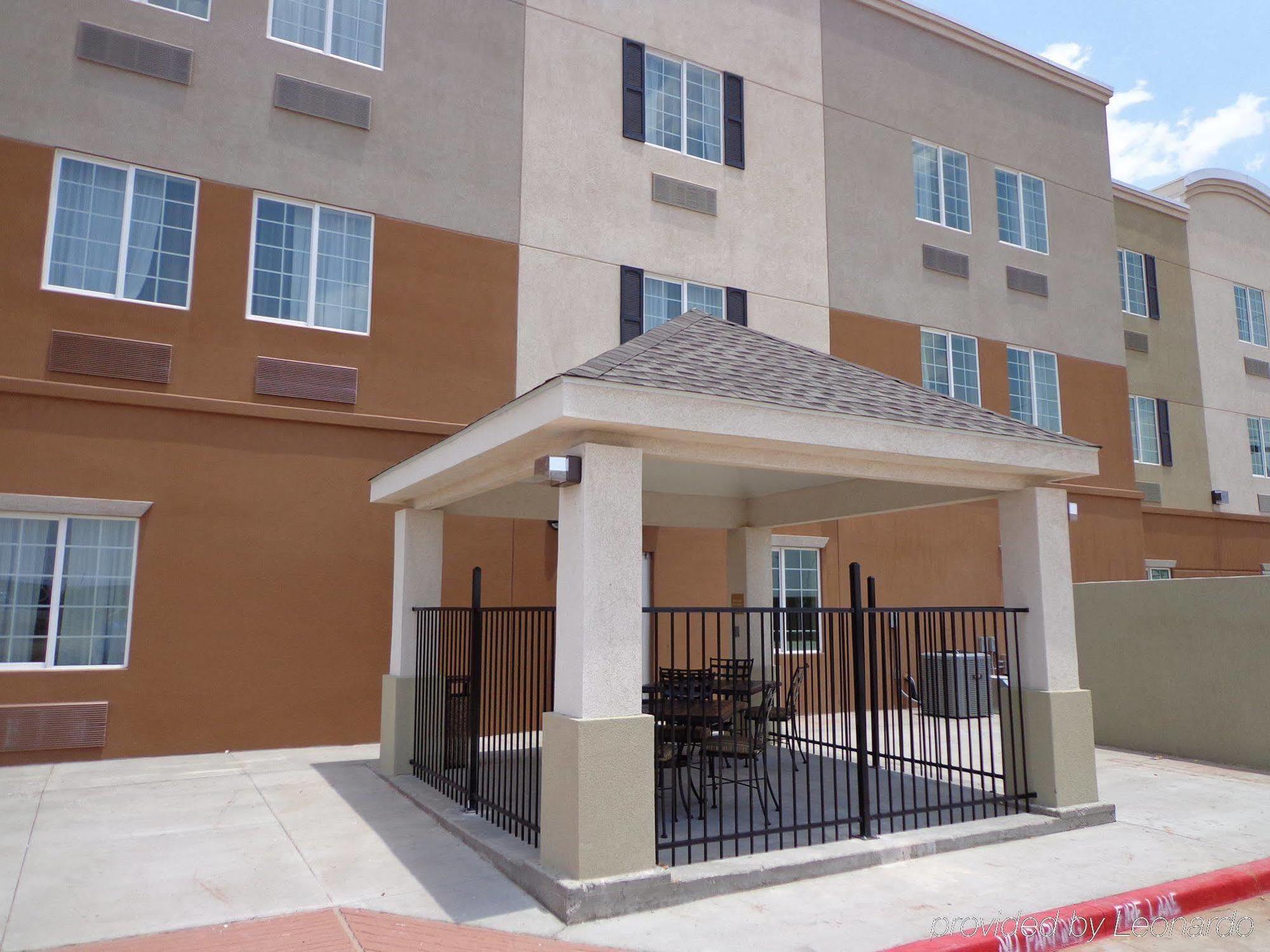 Travelodge By Wyndham Odessa Esterno foto